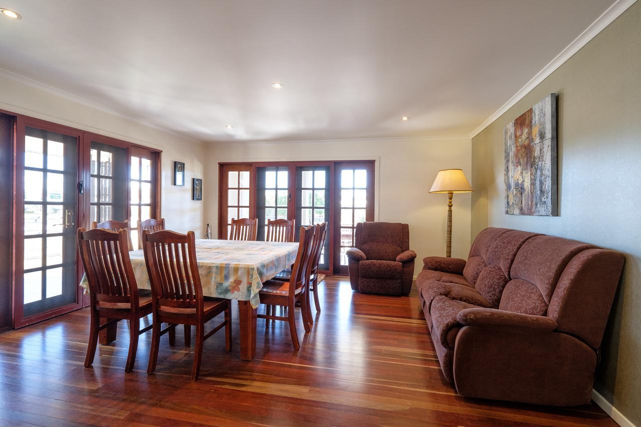 Home At Southside Central Bundaberg Bagian luar foto